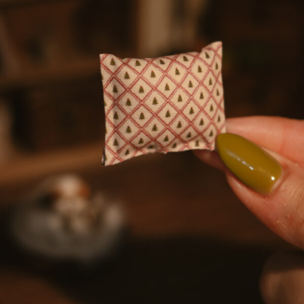 Cojines con estampados navideños.