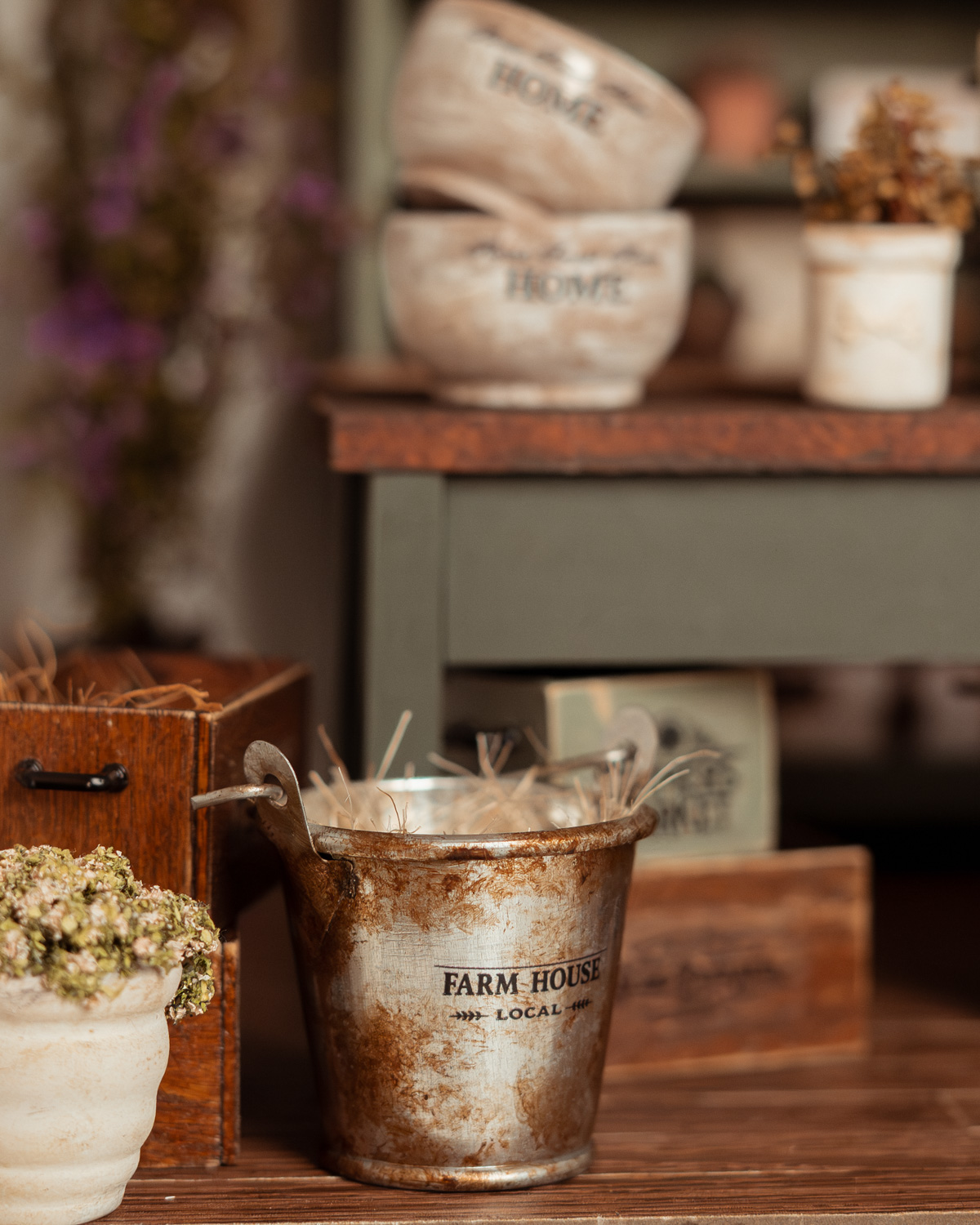 Cubo metálico vintage - Imagen 3